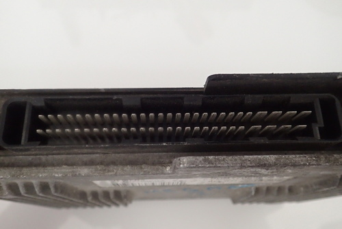 KOMPUTER S113725203A HOM7700105817 RENAULT 1,8 ;2,0 3