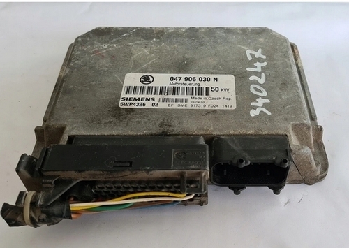 Komputer SKODA 047906030N BEZ IMMO OFF CZYSTY! 1